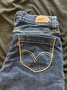 Levi's Indigo Blue Denim Jeans with Yellow Contrast Stitching